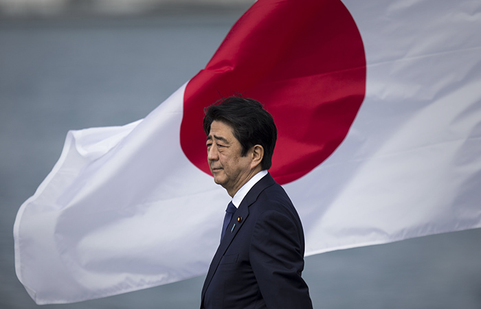 В Японии на церемонии поминовения Синдзо Абэ произошла потасовка