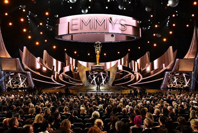 Церемонию вручения Emmy перенесли на 15 января из-за забастовки в Голливуде
