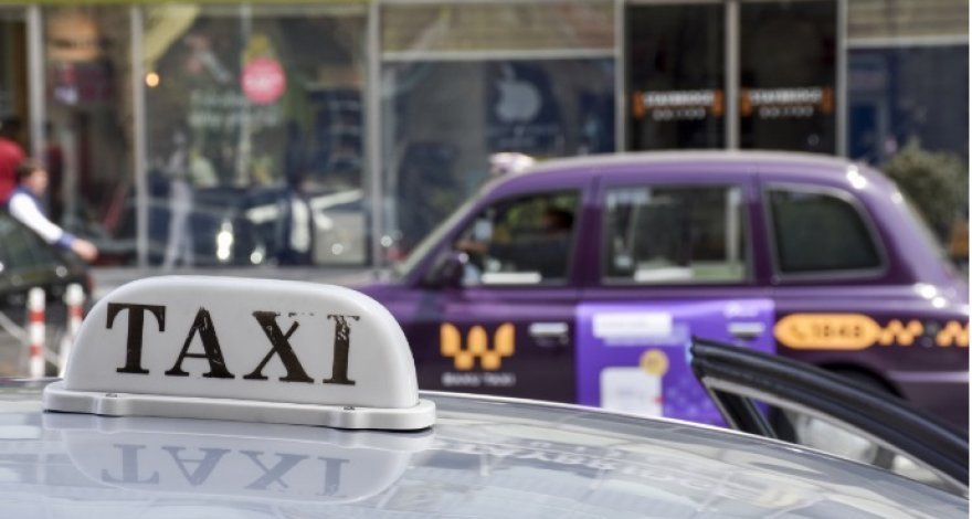 В Азербайджане утверждены госпошлины за деятельность такси