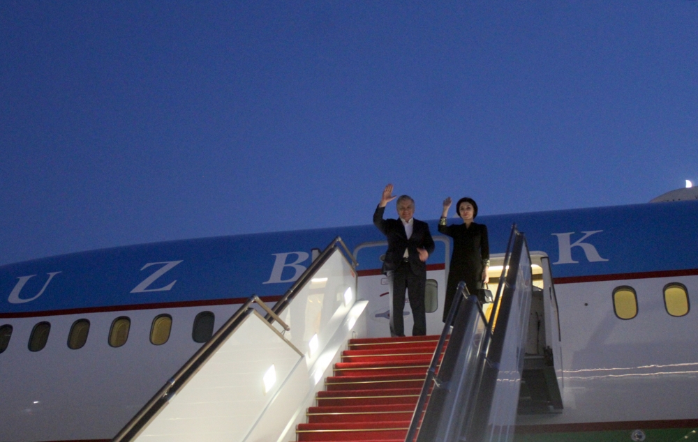 Завершился визит Президента Узбекистана Шавката Мирзиёева в Азербайджан