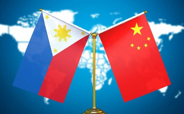 Филиппины вызвали посла Китая из-за применения водометов против их кораблей
