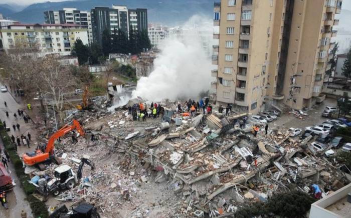 Власти Турции: Толчки магнитудой 7,0 могут разрушить в Стамбуле 600 тыс. квартир

