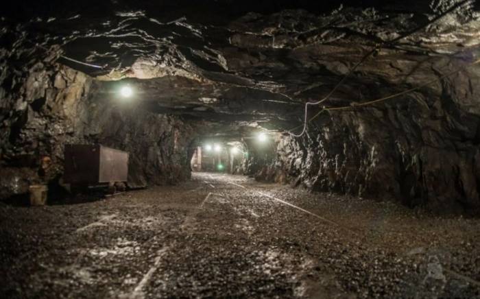 Число жертв взрыва на угольной шахте Китая выросло до 11
