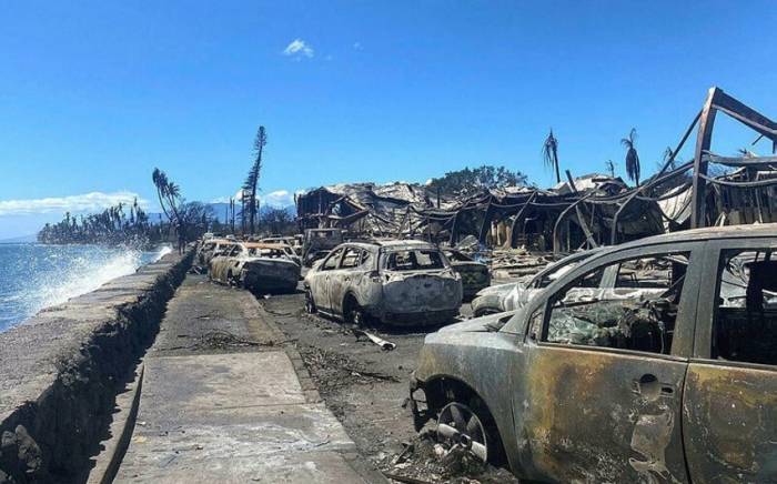 На Гавайях число погибших в результате пожаров выросло до 106
