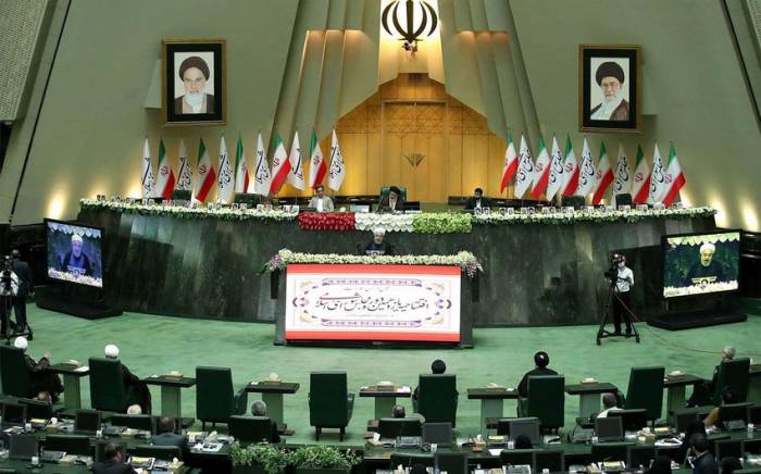 В Иране началась регистрация кандидатов на парламентские выборы
