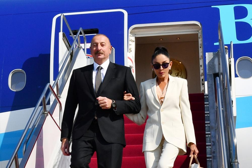 Ильхам Алиев прибыл с рабочим визитом в Венгрию -ФОТО
