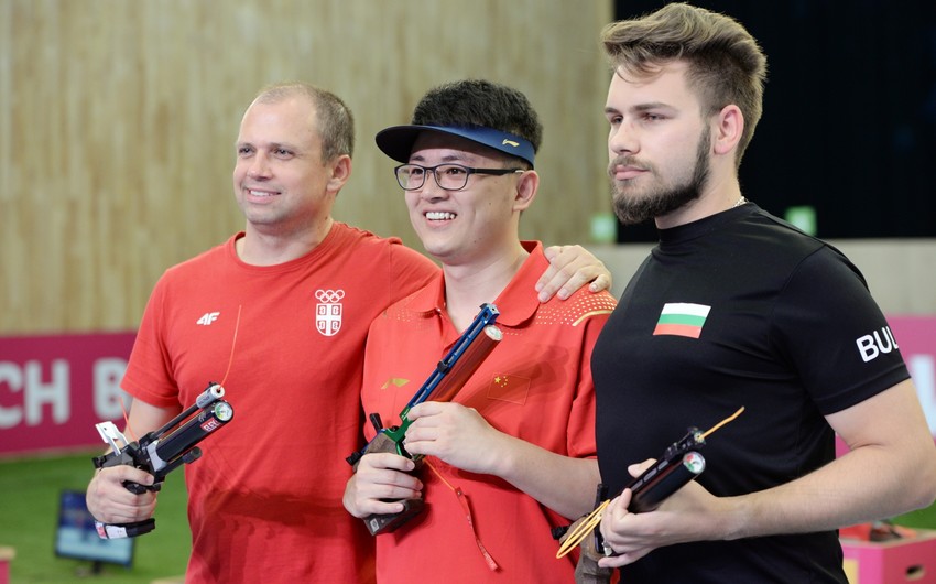 Определились первые победители чемпионата мира по стрельбе в Баку
