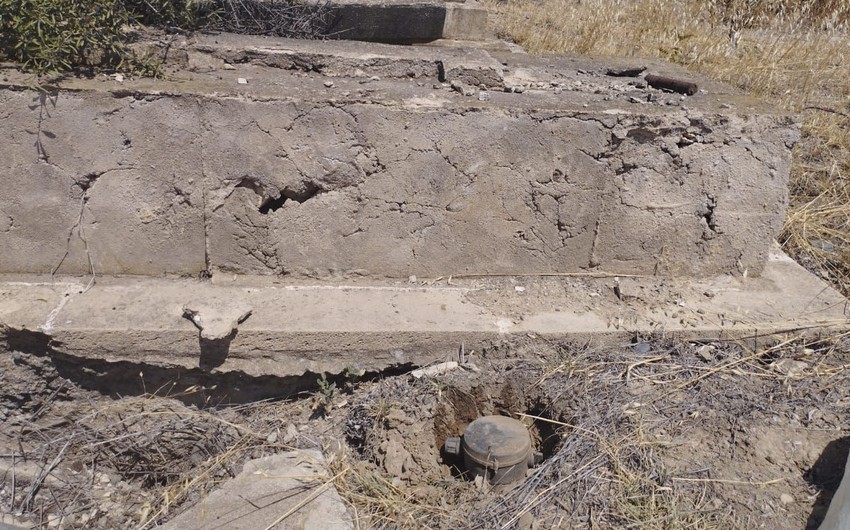 В Физули на кладбище обнаружена мина-ловушка