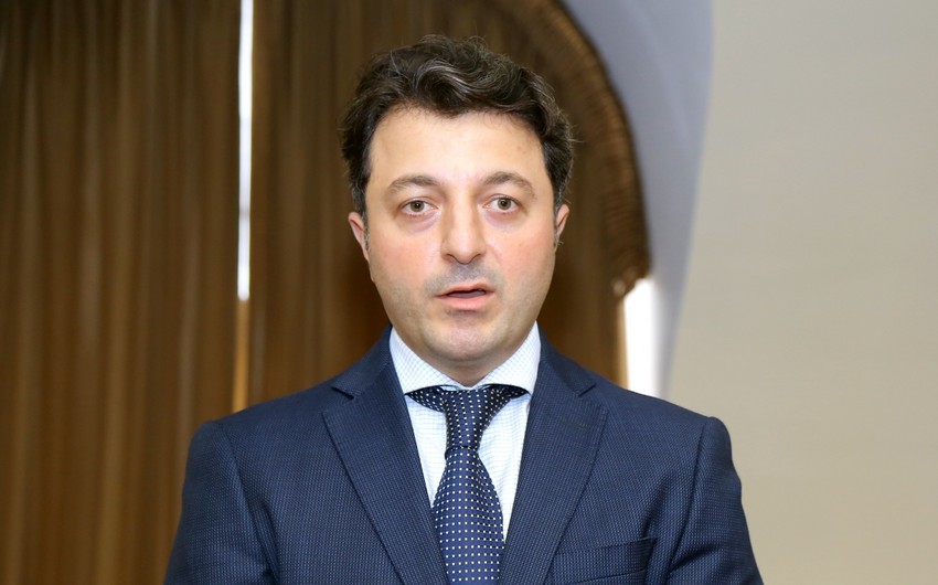 Турал Гянджалиев: Париж не заслуживает мэра, управляемого армянскими манипуляторами