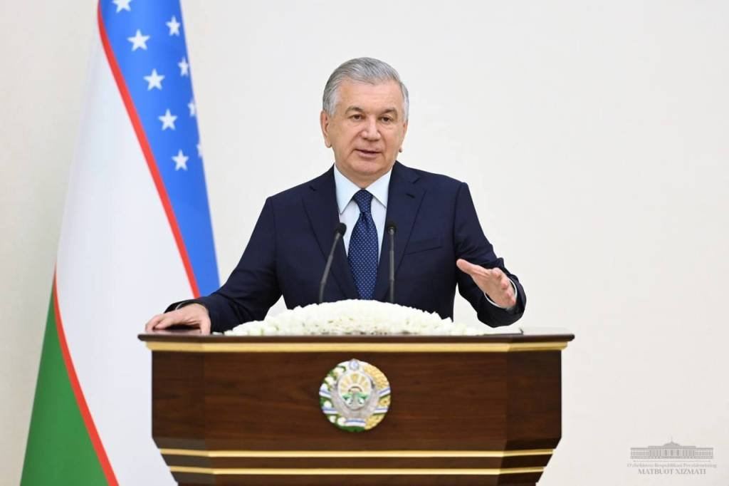 Президент Узбекистана едет в Азербайджан