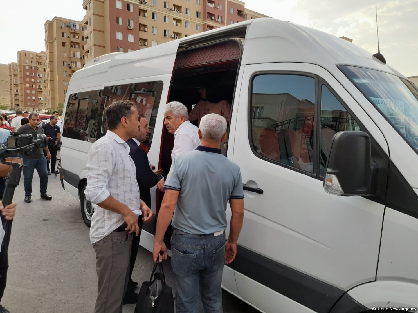 Начался первый этап возвращения семей в лачинское село Забух