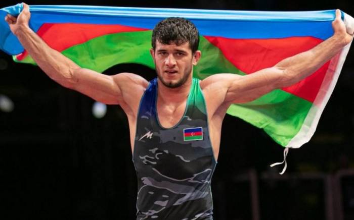 Азербайджанский борец победил армянина, вышел в финал и получил лицензию на Олимпиаду

