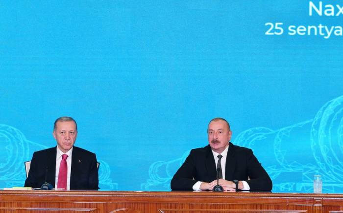 Президент Азербайджана: Армения имела территориальные претензии к Нахчывану

