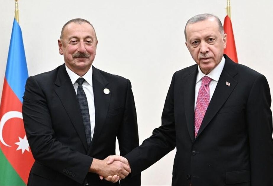 Эрдоган позвонил Президенту Ильхаму Алиеву
