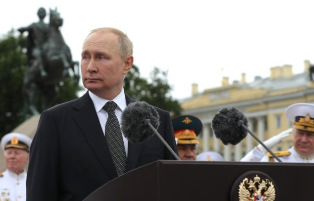 Путин назвал Россию непобедимой