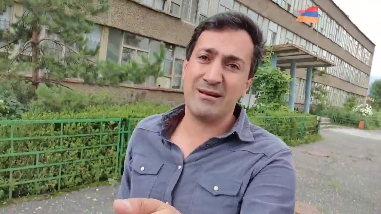 Роман Багдасарян: Убийцы бегут из Карабаха в Армению