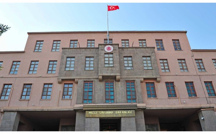МО Турции: Анкара поддерживает усилия по обеспечению прочного мира между Баку и Ереваном