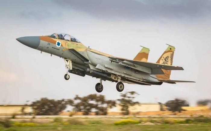 ВВС Израиля наносят удары по инфраструктуре "Хезболлах" в Ливане
