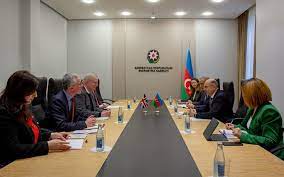 Азербайджан и Британия обсудили сотрудничество в области «зеленой энергетики»
