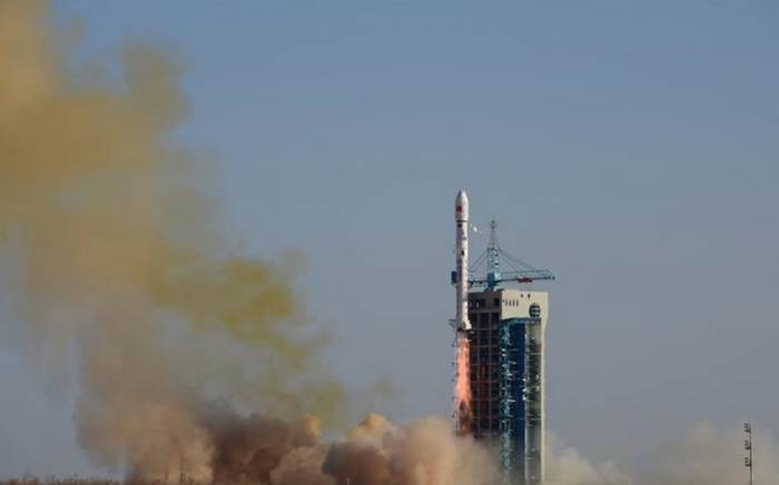 Китай вывел на орбиту метеорологический спутник
