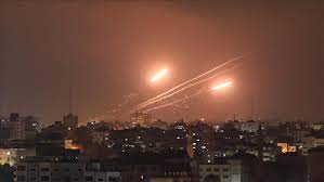 СМИ: Израиль снова обстрелял фосфорными боеприпасами юг Ливана
