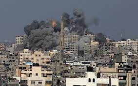 Армия Израиля продолжает расширять наземные операции в Газе
