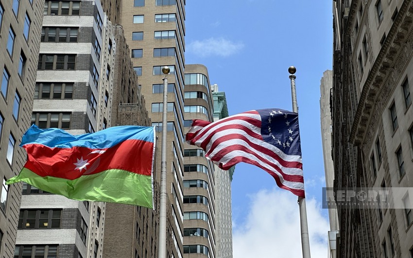 В Нью-Йорке поднят флаг Азербайджана
