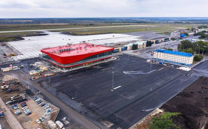 В аэропорту Челябинска задерживается вылет более десятка рейсов из-за метели
