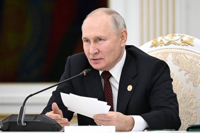 Путин провел оперативное совещание с Советом безопасности РФ
