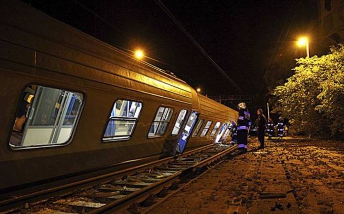 Два поезда столкнулись в Польше, есть пострадавшие
