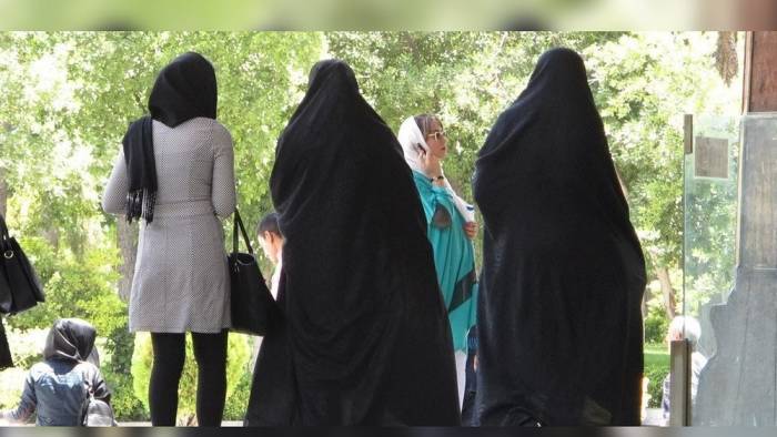 В Казахстане могут запретить ношение хиджабов и другой религиозной одежды
