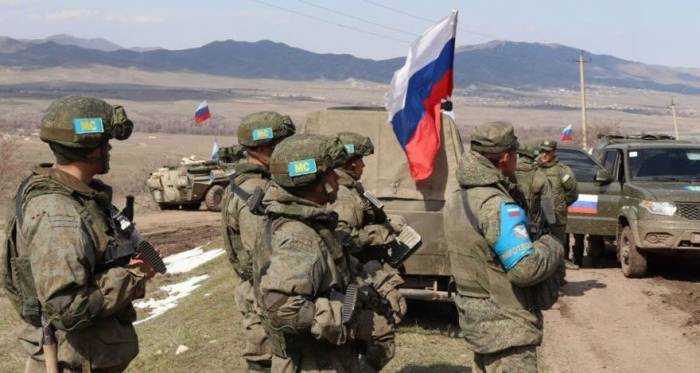Российские миротворцы свернули еще два наблюдательных поста в Карабахе
