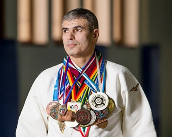 Азер Аскеров принес Азербайджану первое золото в Абу-даби
