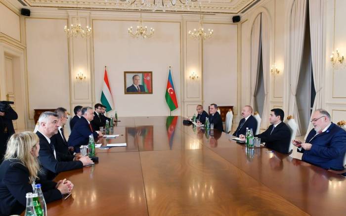 Президент Ильхам Алиев встретился с премьер-министром Венгрии -ФОТО
