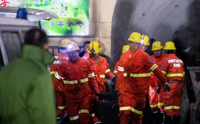 Не менее 11 человек погибли при пожаре на севере Китая
