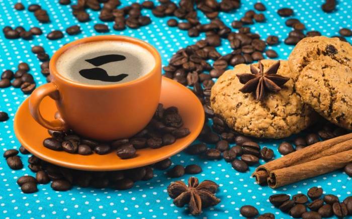 Ученые выяснили, что ежедневное употребление 3-4 чашек кофе улучшает работу мозга
