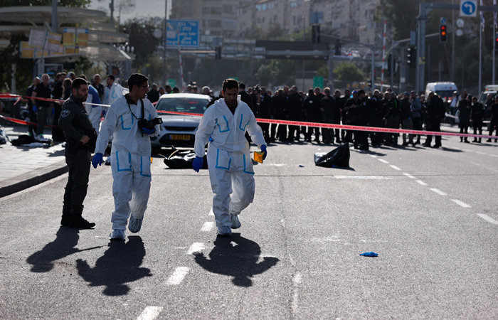 Число жертв нападения в Иерусалиме возросло до трех- ОБНОВЛЕНО,ВИДЕО