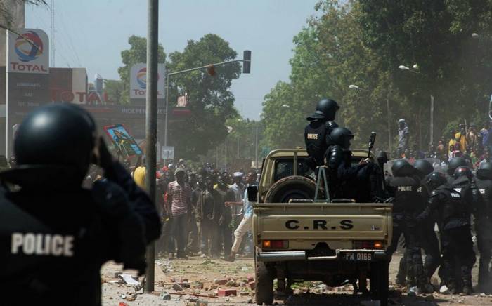 Более 20 военных Буркина-Фасо погибли при нападении боевиков
