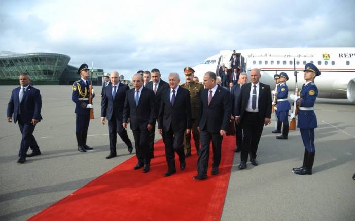Президент Ирака прибыл с официальным визитом в Азербайджан -ФОТО

