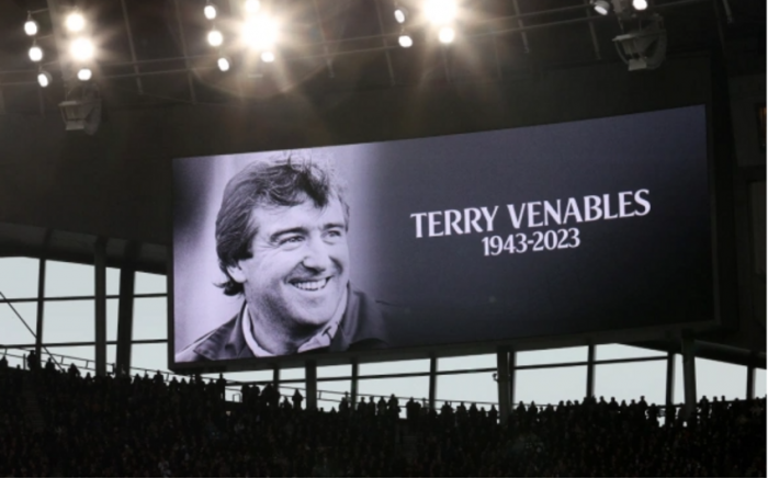 Умер бывший главный тренер "Барселоны" и сборной Англии по футболу

