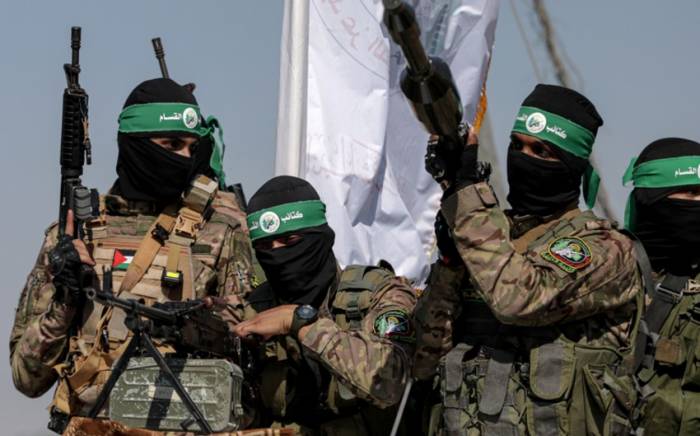 Боевики ХАМАС использовали 100 женщин и детей как живой щит
