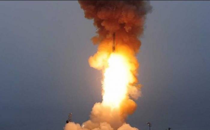 СМИ: Северная Корея неудачно произвела пуск ракеты в сторону Японского моря
