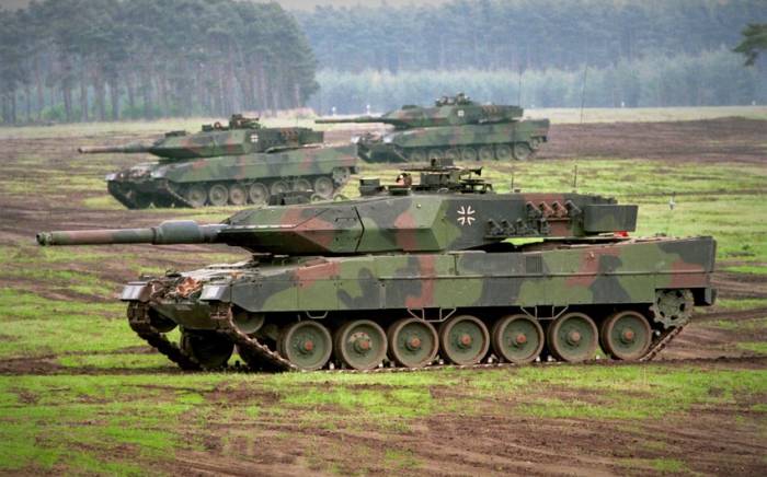 Правительство Швейцарии одобрило продажу 25 танков Leopard 2 Германии
