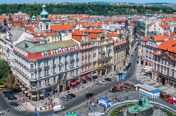 СМИ: в Чехии уже опломбировали несколько объектов принадлежащей РФ недвижимости
