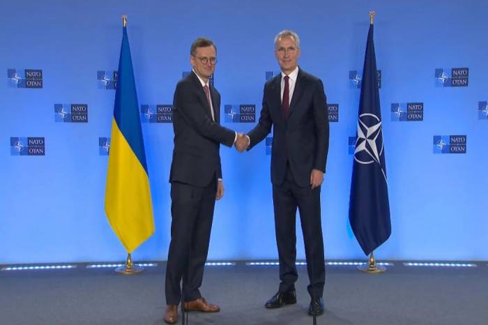 НАТО и Украина подписали программу сотрудничества на 2024 год
