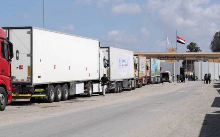 В сектор Газа через КПП "Рафах" въехали еще 80 грузовиков с гуманитарной помощью
