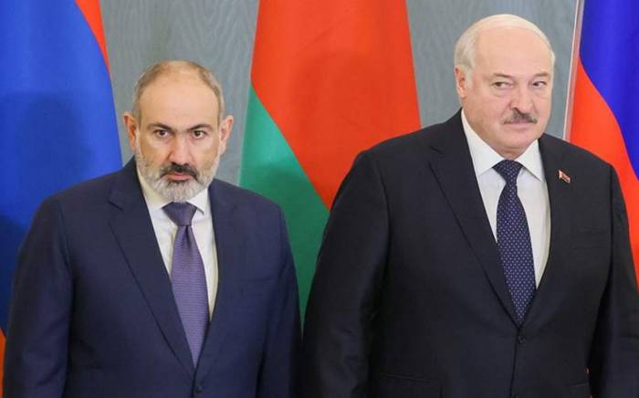 Лукашенко предложил Пашиняну не принимать поспешных решений
