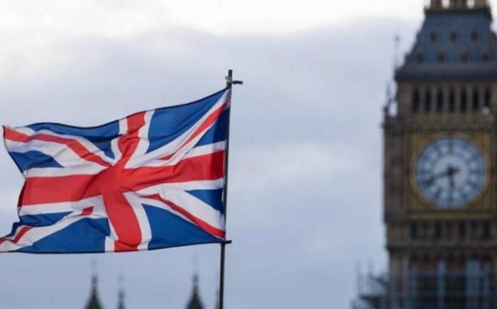 МИД Великобритании решил вывезти часть сотрудников посольства в Ливане
