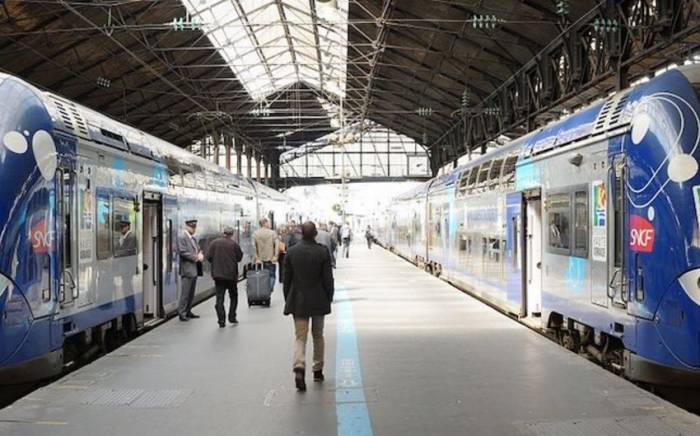 На вокзале Сен-Лазар в Париже объявили эвакуацию из-за угрозы взрыва
