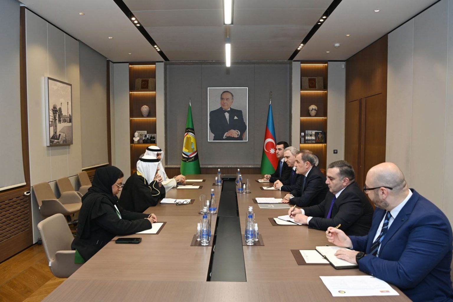 Байрамов проинформировал генсека Совета сотрудничества стран Персидского залива о ситуации в регионе